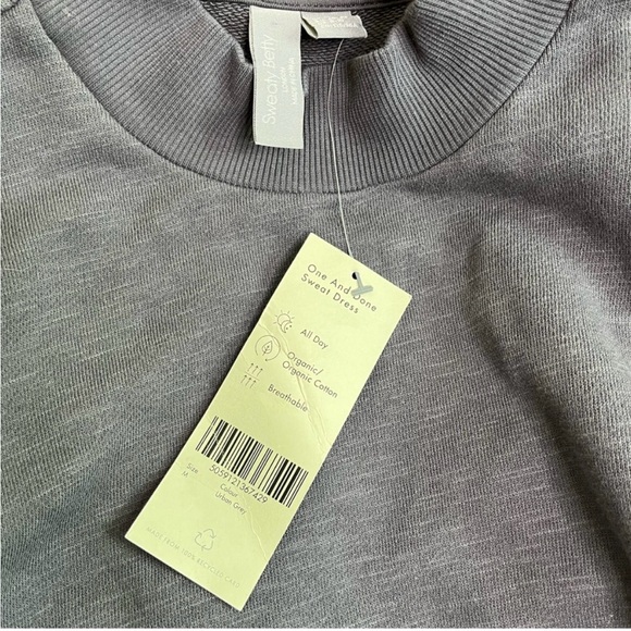 NWT Sweaty Betty One and Done Sweat Dress Size M Gray Oversized Mock Neck - Picture 5 of 5